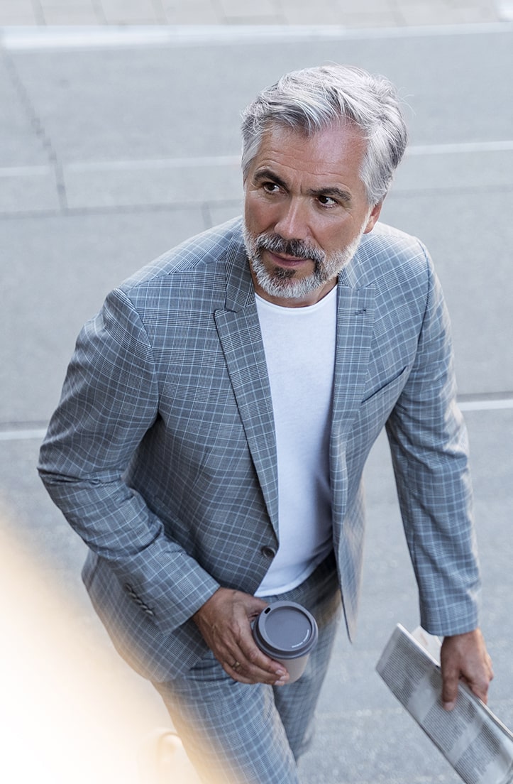 Who can I contact to get financial advice ? Switzerland